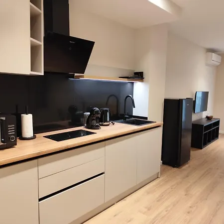 Bazan51 1 Aparthotel 3*